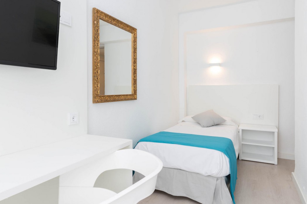 BLUESEA Arenal Tower - Adults Only 8/49