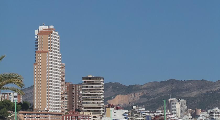 APARTAMENTOS BENI BEACH photo3
