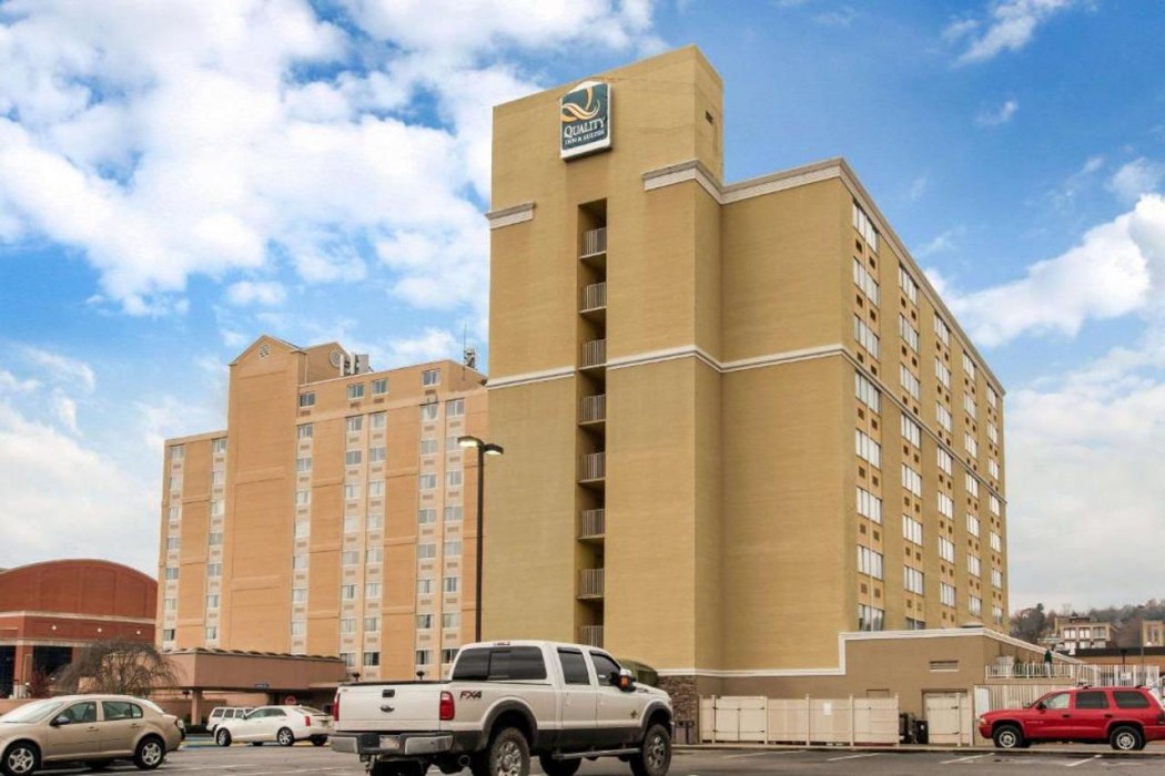 Quality Inn & Suites Charleston - Civic Center 1/28