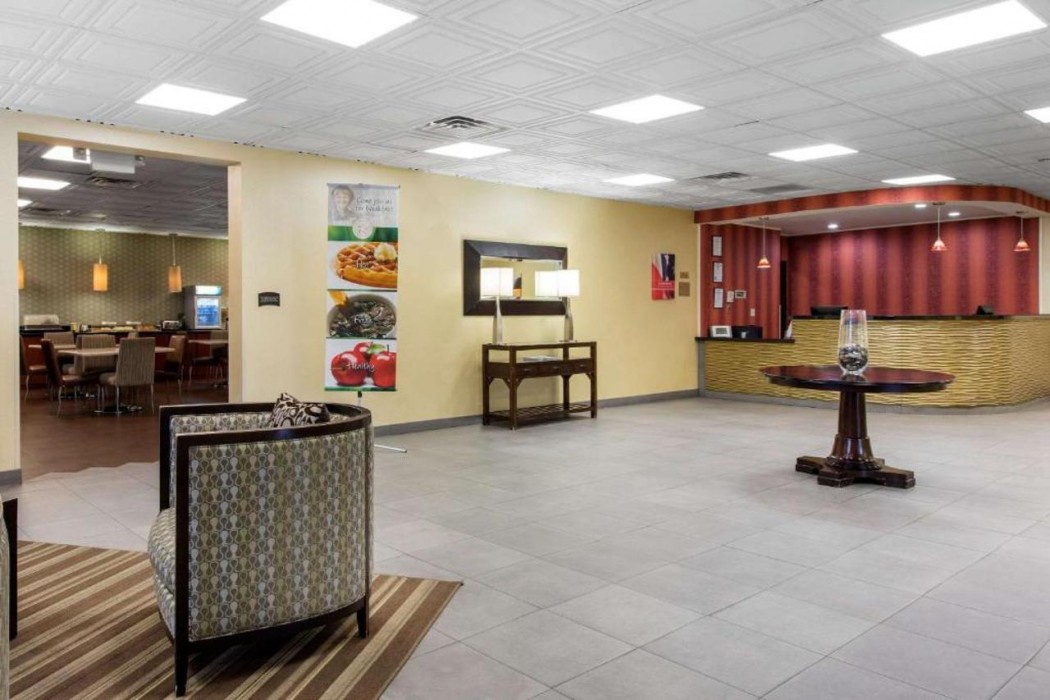 Quality Inn & Suites Charleston - Civic Center 9/28