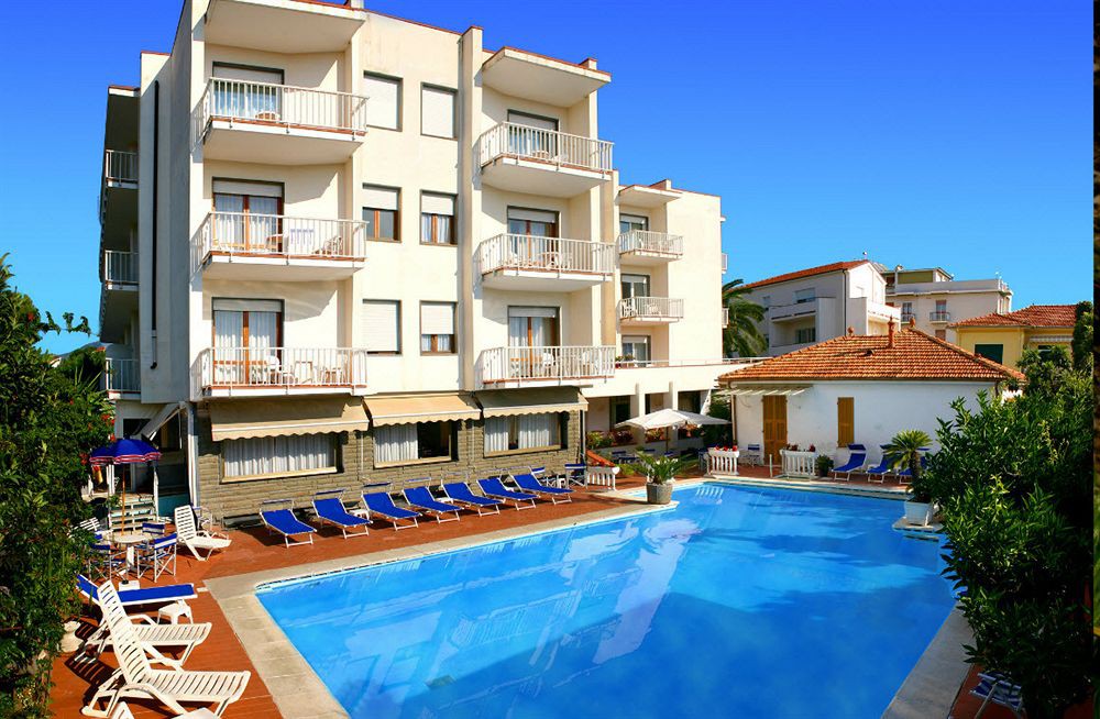 Hotel Splendid 1/55