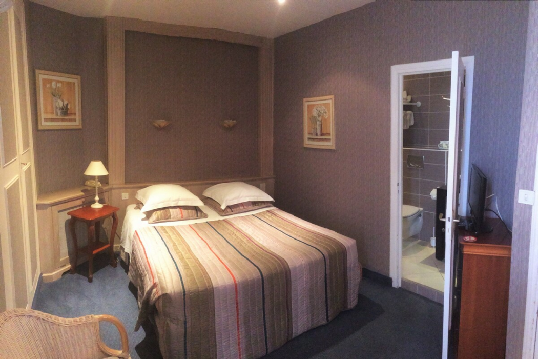 Hotel Le Suquet Cannes 11/18
