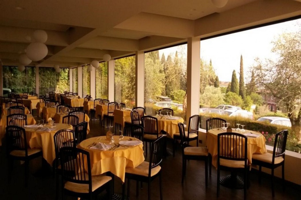 Hotel Desiree 24/67