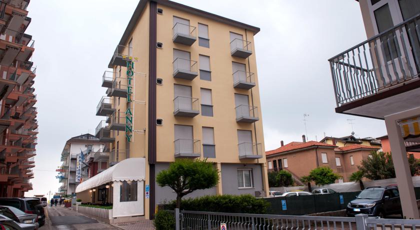 Anny Hotel 1/53