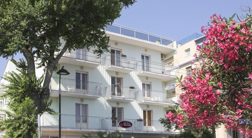 Hotel Nizza 2/34