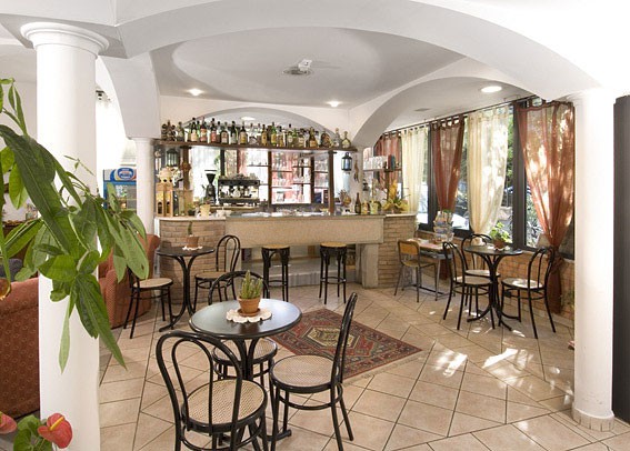Hotel Alfredo's 9/27