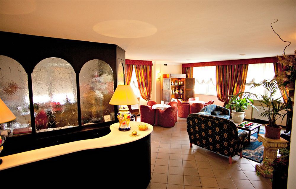 Hotel Mini Palace Small & Charming 5/30
