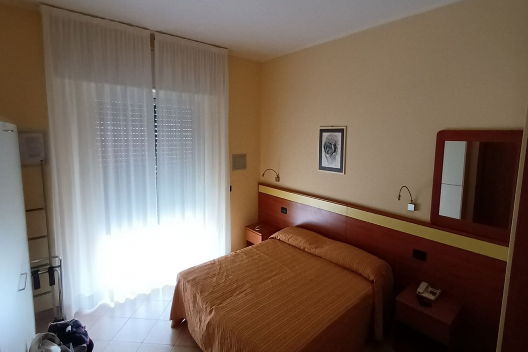 HOTEL MIRIAM 5/16