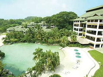Mines Beach Resort Hotel & Wellness in SERI KEMBANGAN