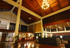 Lobby at Mines Beach Resort Hotel & Wellness, SERI KEMBANGAN