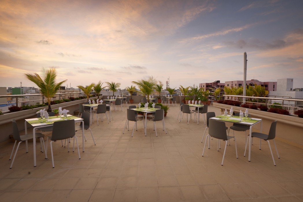 Champa Central Hotel 41/60