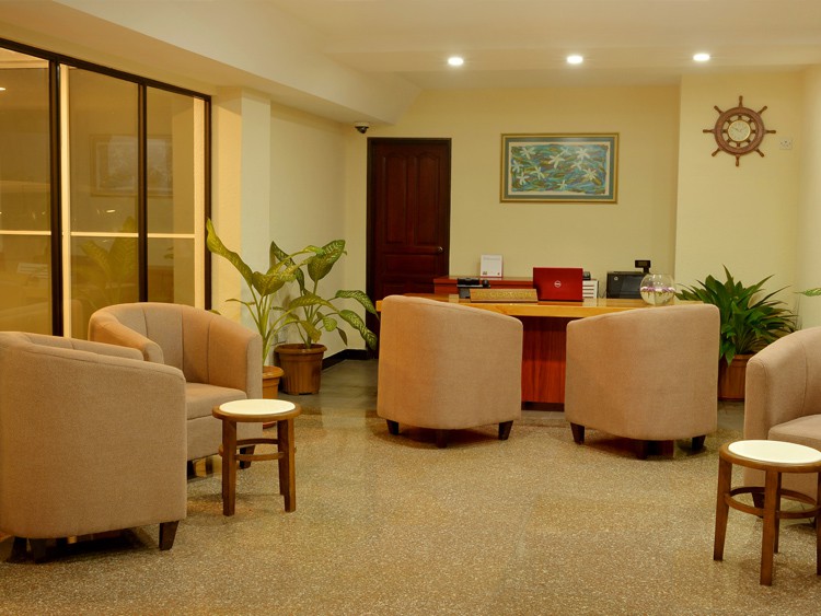 Champa Central Hotel 9/60