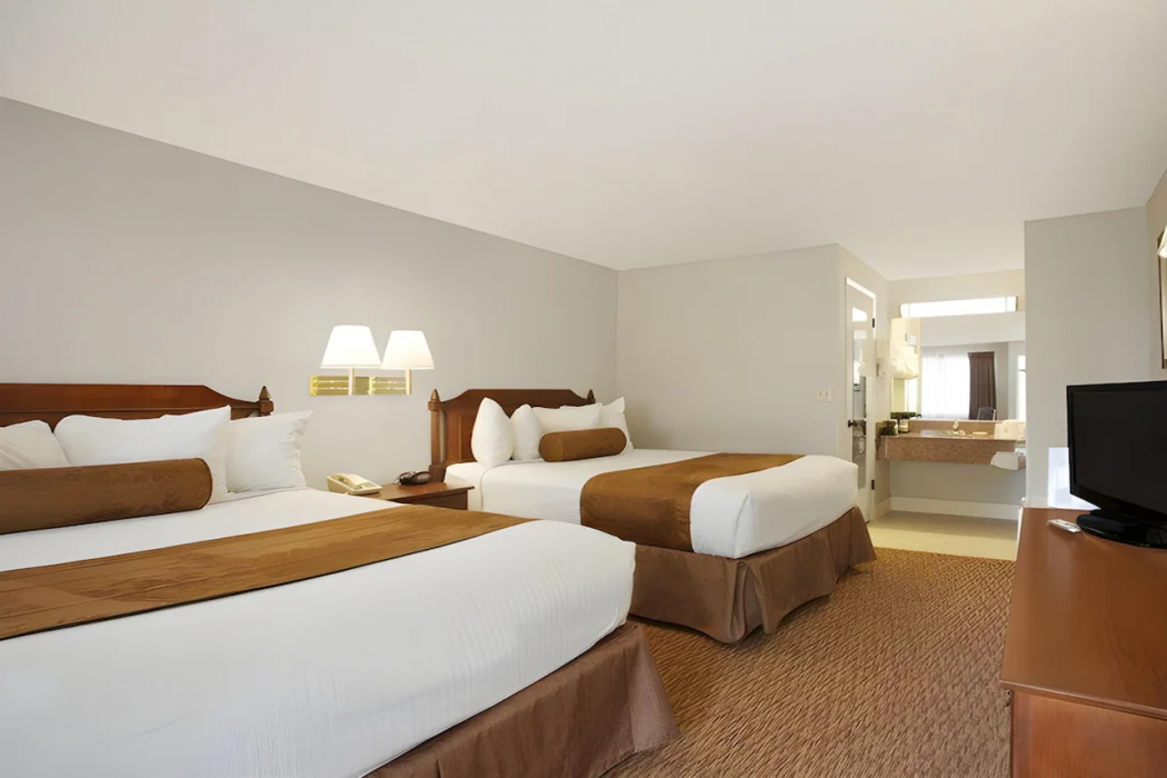 Clarion Pointe Mount Vernon - Burlington WA 12/28