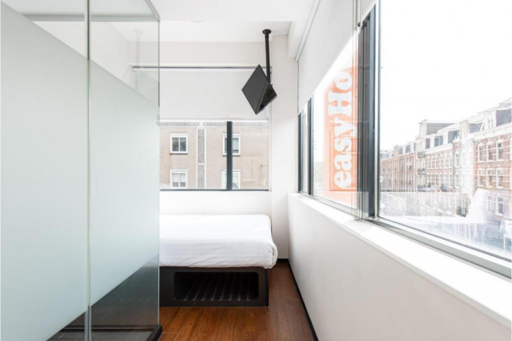 easyHotel Amsterdam City Centre 26/66