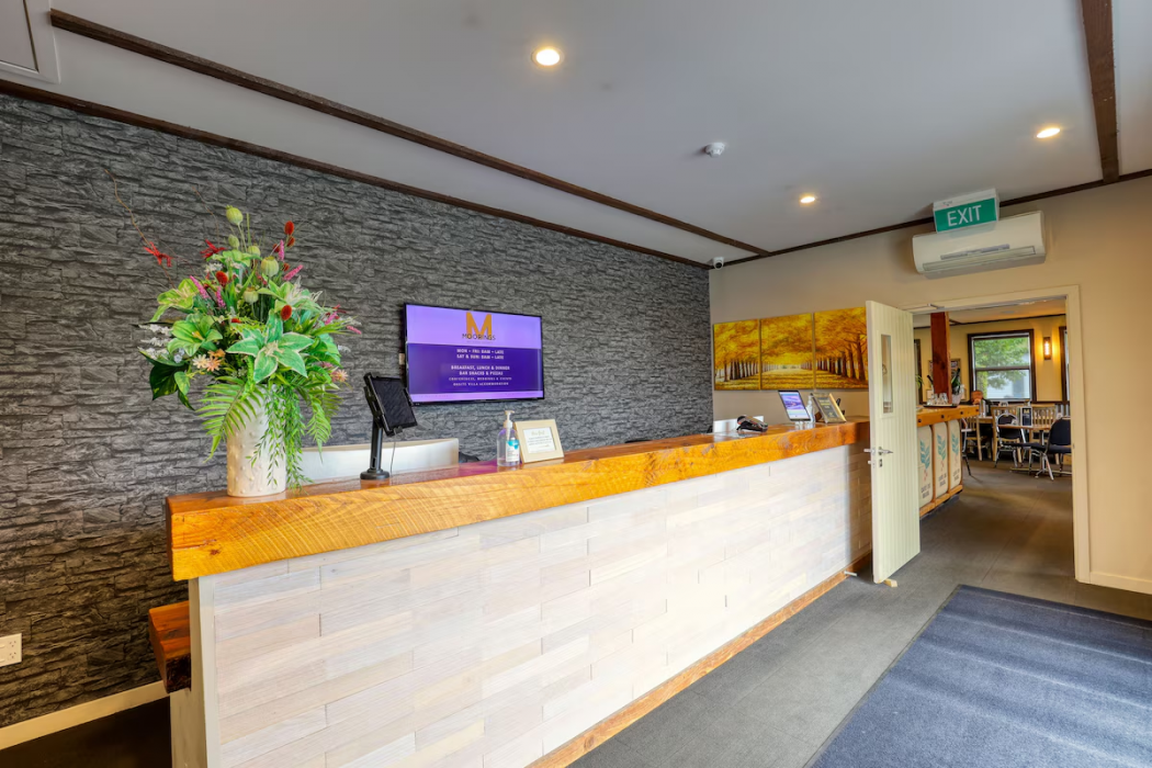 Lobby at Lake Resort Central Otago, Mount Pisa