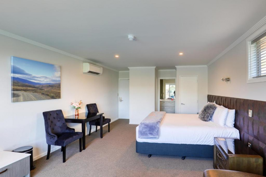 Lake Resort Central Otago 10/22