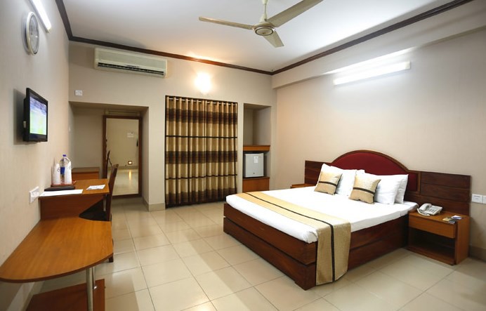 HOTEL NAZ GARDEN 12/61
