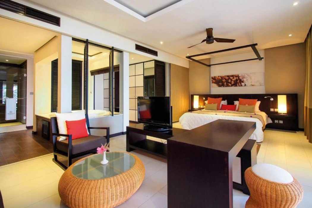 Crystals Beach Resort Belle Mare, a member of Radisson Individuals 8/56