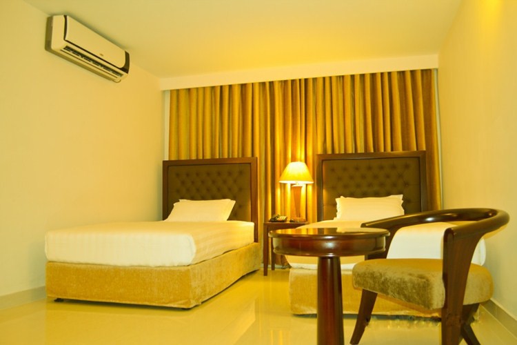 ARISTOS BOUTIQUE HOTEL 6/30