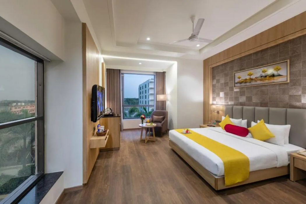Lords Inn Somnath 11/60