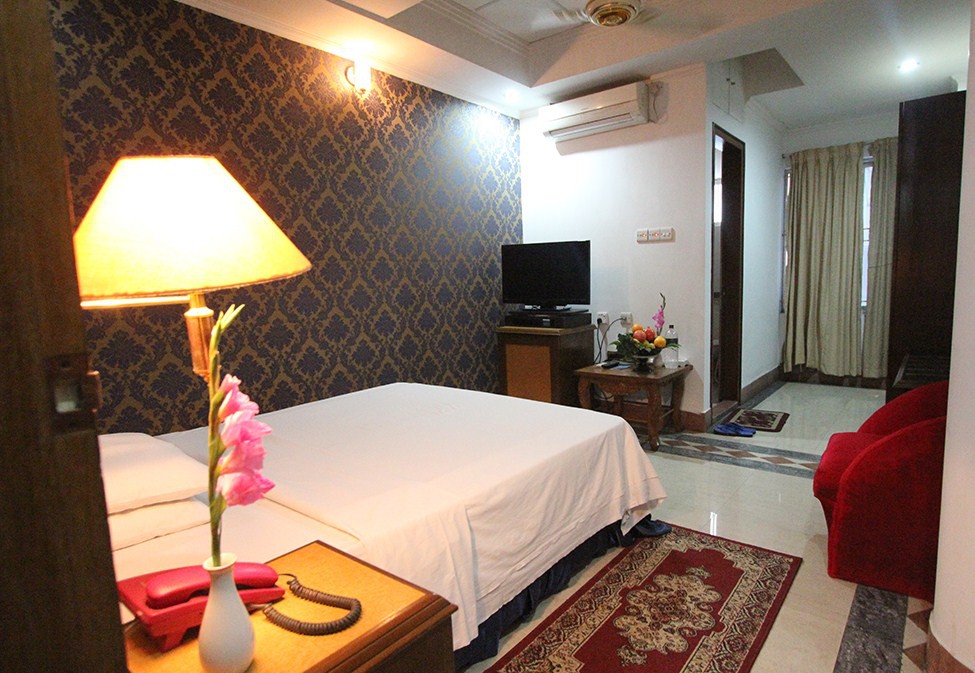 Sea Shell Hotel 13/40