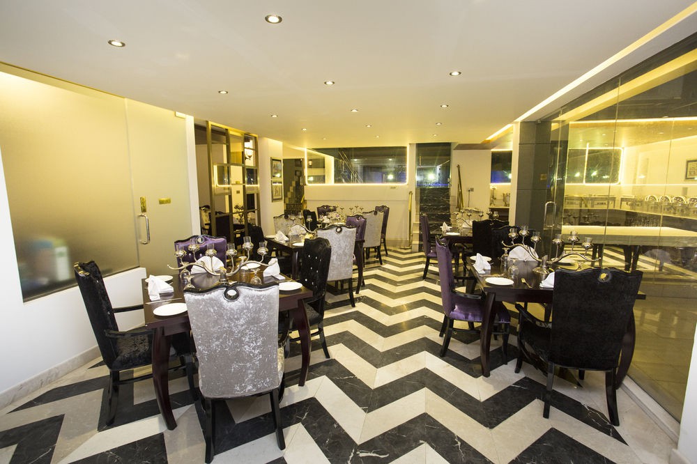 Monsoon Inn 17/29