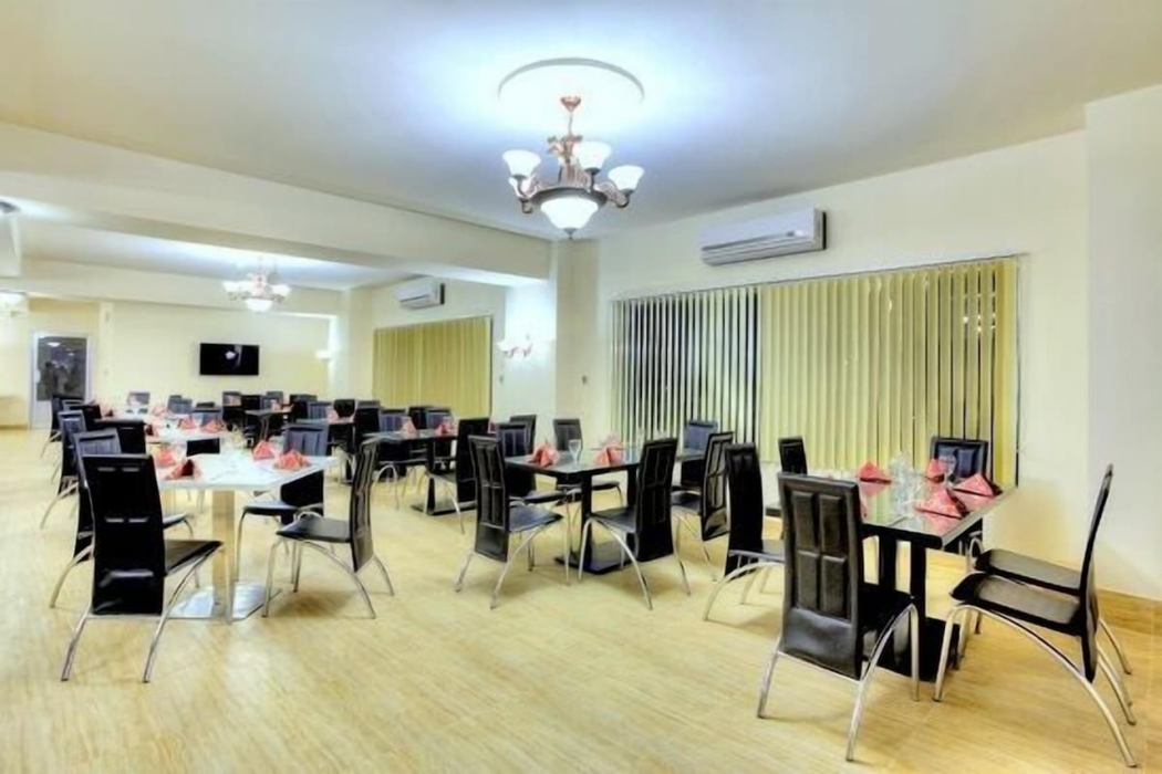 La Rose Hotel 25/54