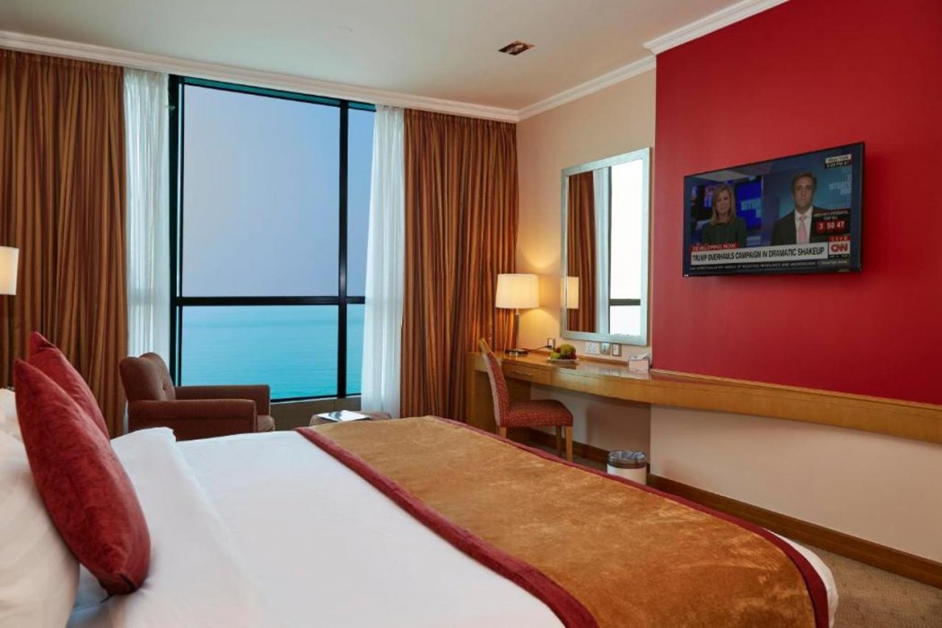 Kuwait Grand Hotel 24/64