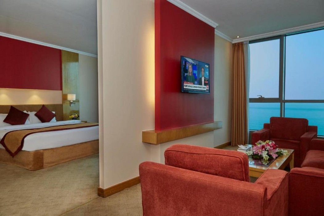 Kuwait Grand Hotel 22/64