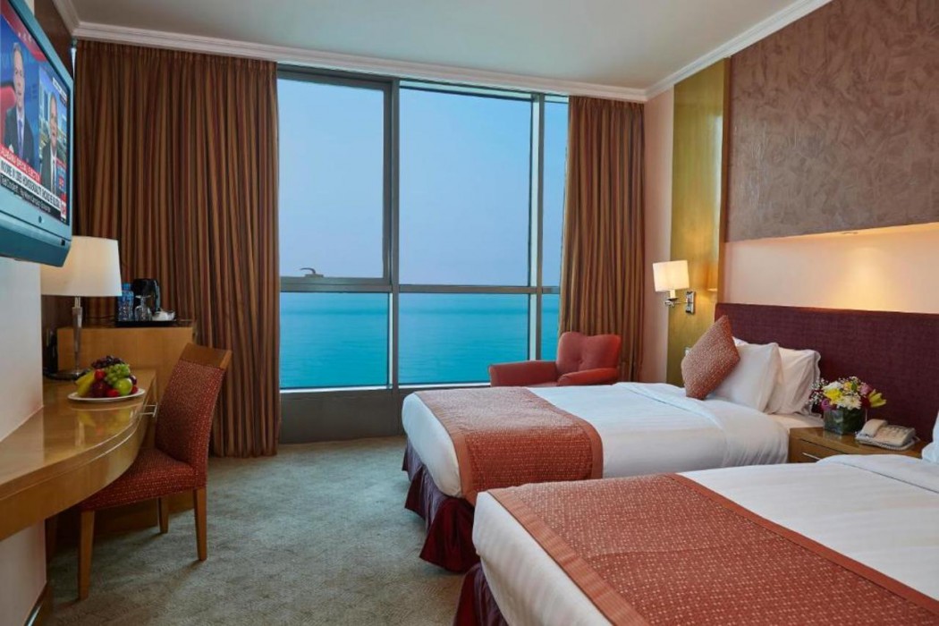 Kuwait Grand Hotel 25/64