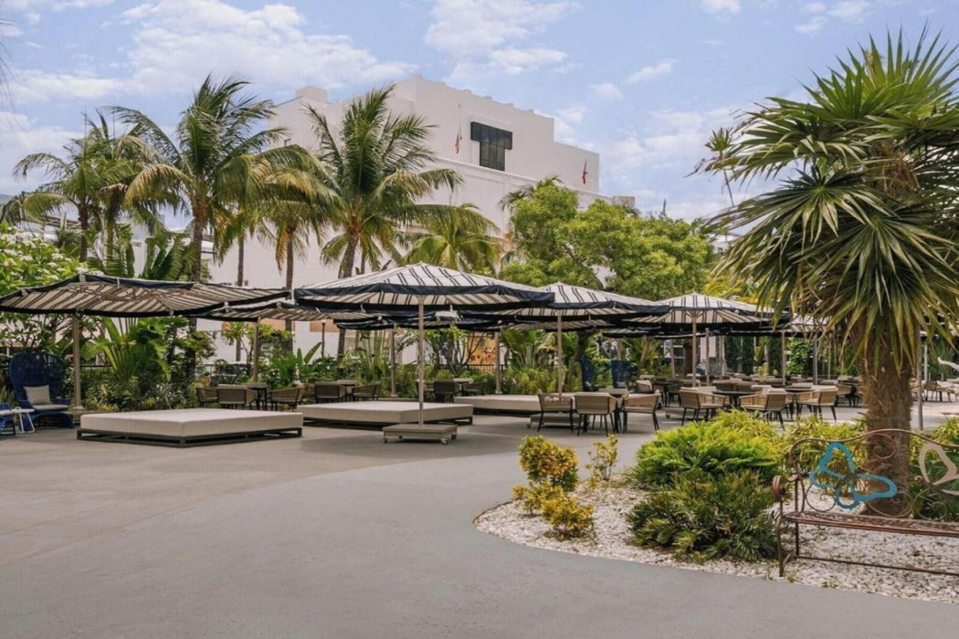 Kenmore Village Hotel, South Beach