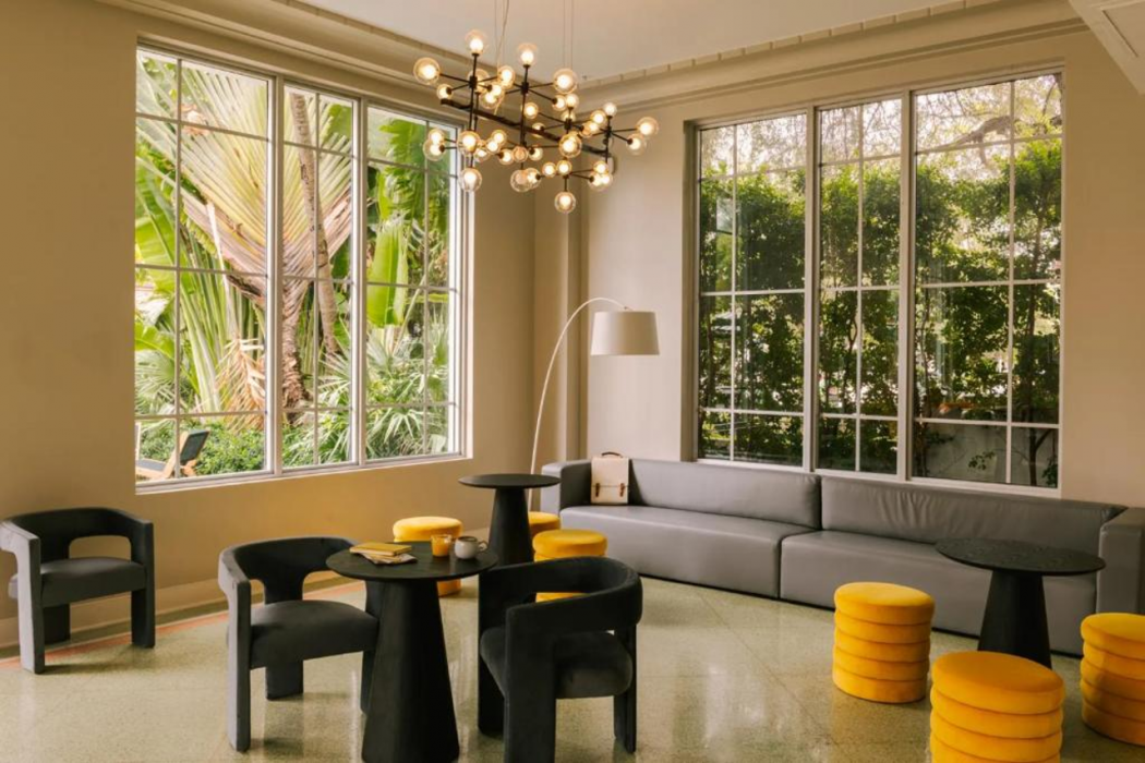 Kenmore Village Hotel, South Beach 18/43