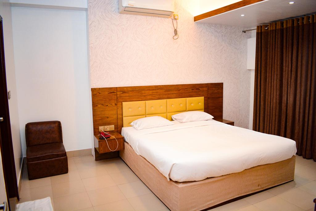 The Alina Hotel and Suites 10/29