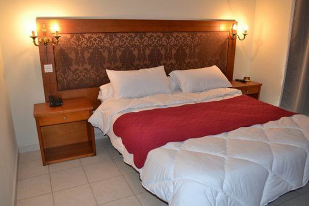 Hotel Jardy 12/56