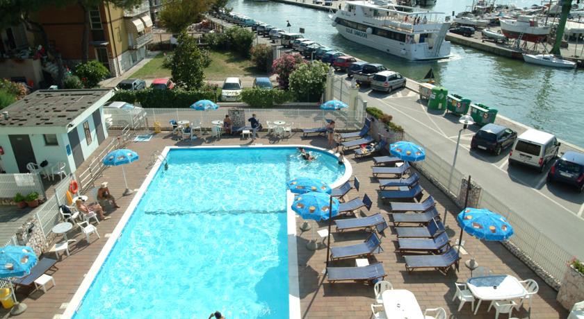 Hotel Miramare 12/24