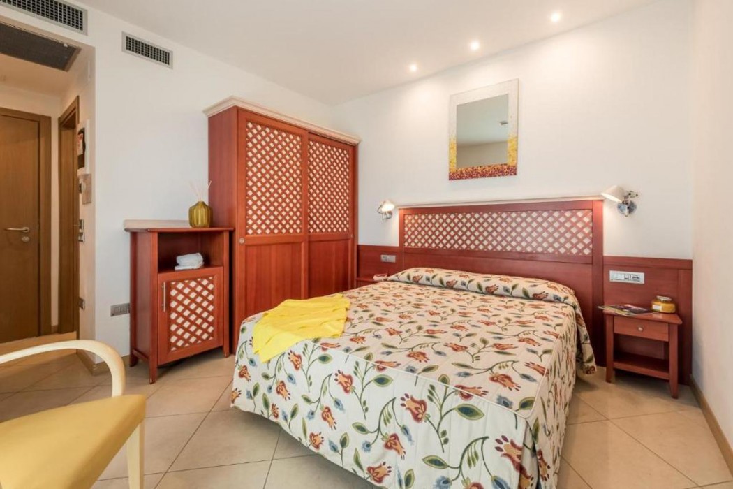 Hotel Katja 12/41