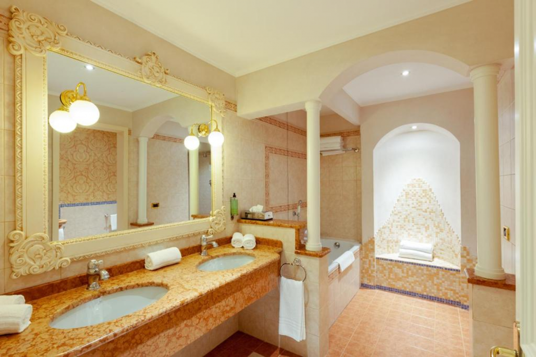 Gardaland Hotel Resort 16/65