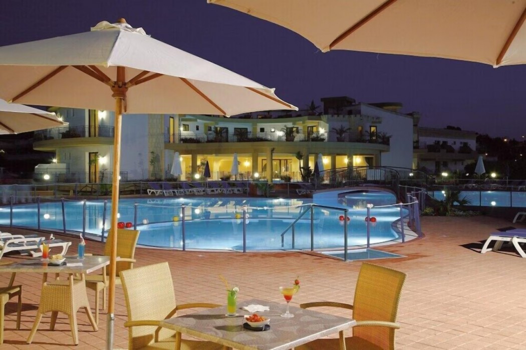Hotel Dolcestate 32/63