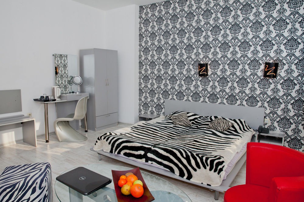 Scottys Boutique Hotel 6/25