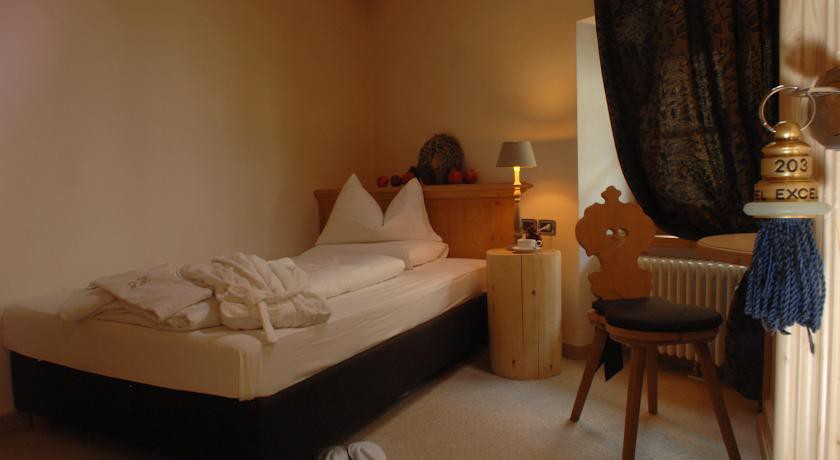 ROMANTIC HOTEL EXCELSIOR 13/45