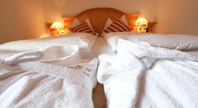 ROMANTIC HOTEL EXCELSIOR 15/45
