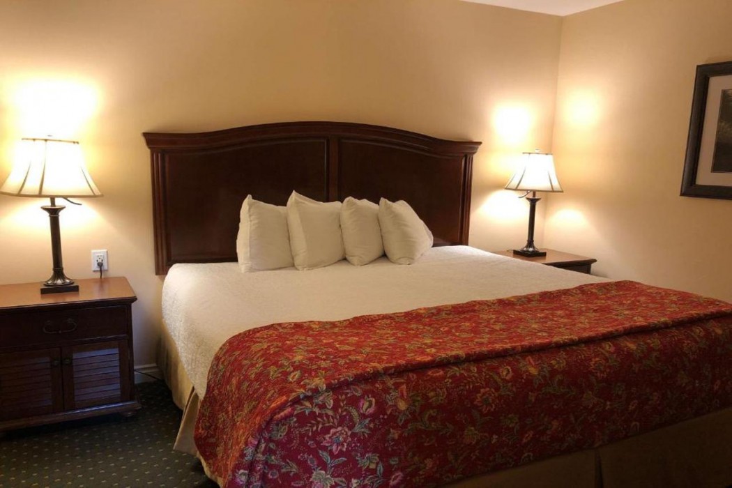 Best Western Country Lane Inn Juneau 24/60