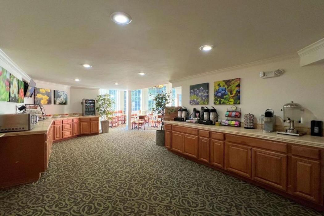 Best Western Country Lane Inn Juneau 39/60