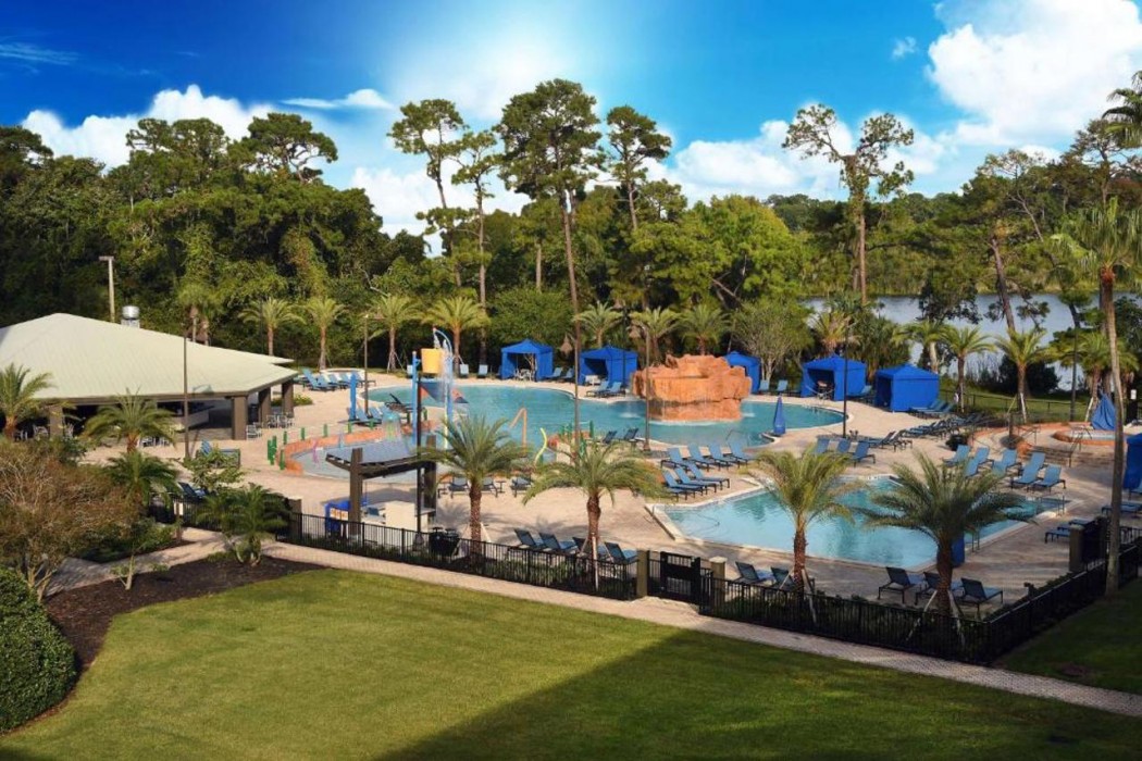 Swimming pool-spa