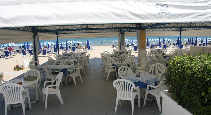 HOTEL RITZ 24/59