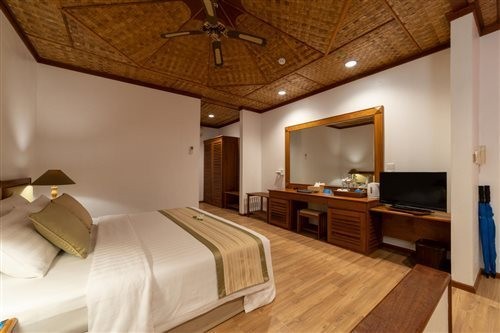 Bandos Maldives 14/87