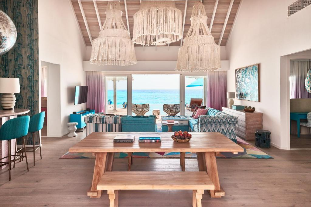Finolhu a Seaside Collection Resort 25/48