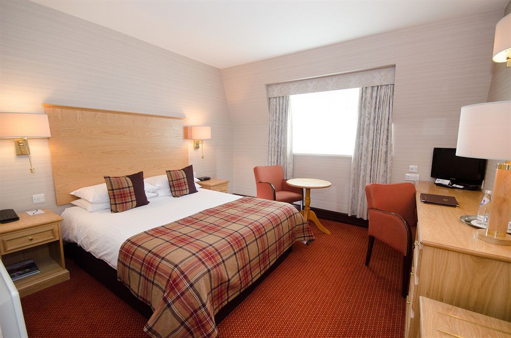 Atholl Hotel 6/38