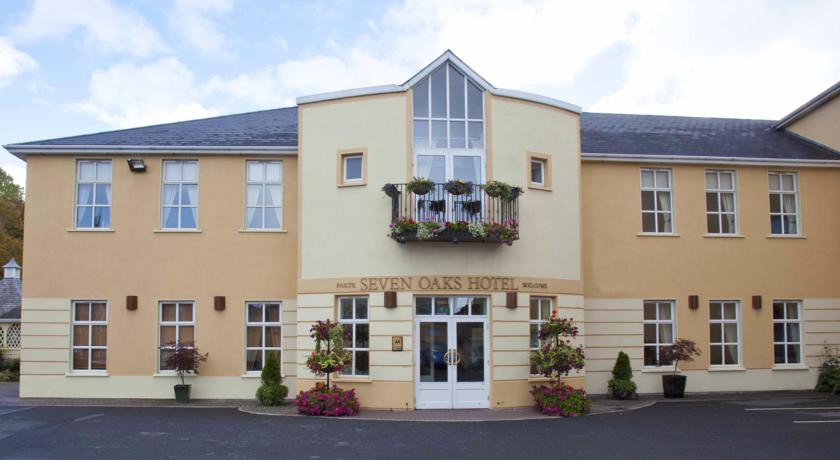 SEVEN OAKS HOTEL 1/46