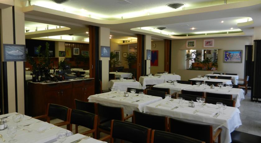 HOTEL CERESIO 25/54